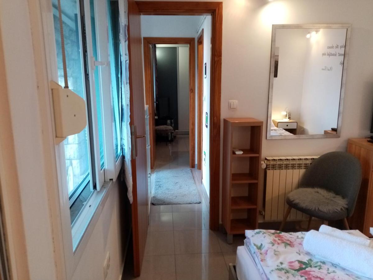 Apartment Zizi Omiš Exterior foto